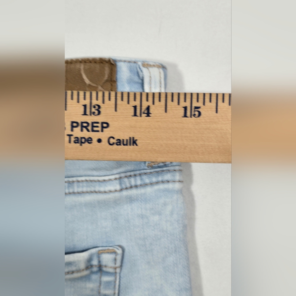 American Eagle Next Level Stretch Hi-Rise Shortie Shorts Distressed Women's 6 - Picture 7 of 12